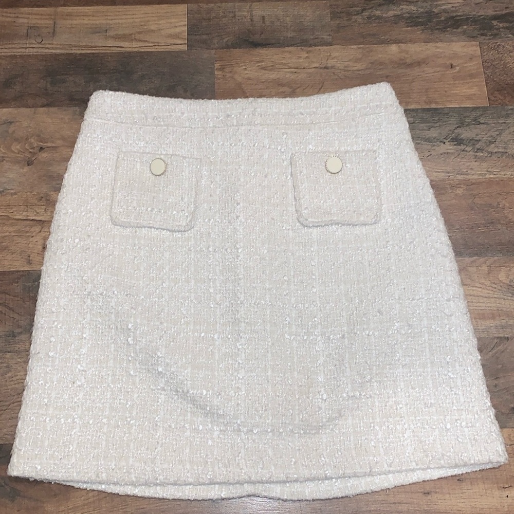 Maison d’Amelie Paris Mini skirt.  Fully lined. ‎ Size 6
